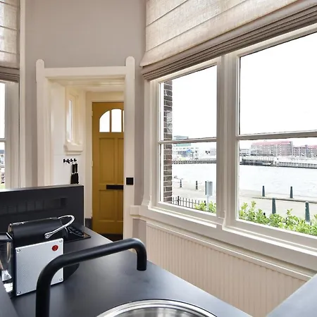 Boutique Havenkantoor Otel Lahey